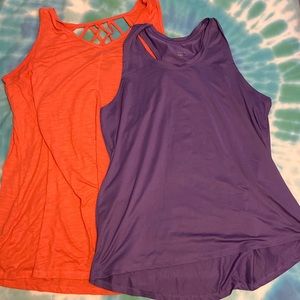 2x tank top bundle #108